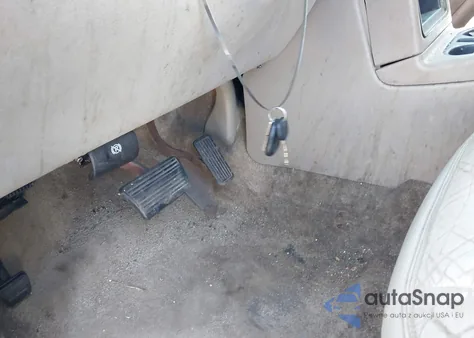 2003 GMC Yukon Slt from USA, damaged, VIN 1GKEC13ZX3R123872